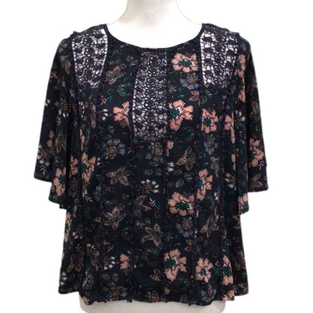 KNOX ROSE Navy Floral Peasant Top Crochet Trim